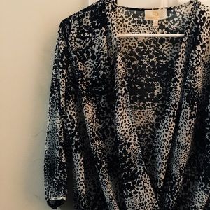 Fun black and white blouse